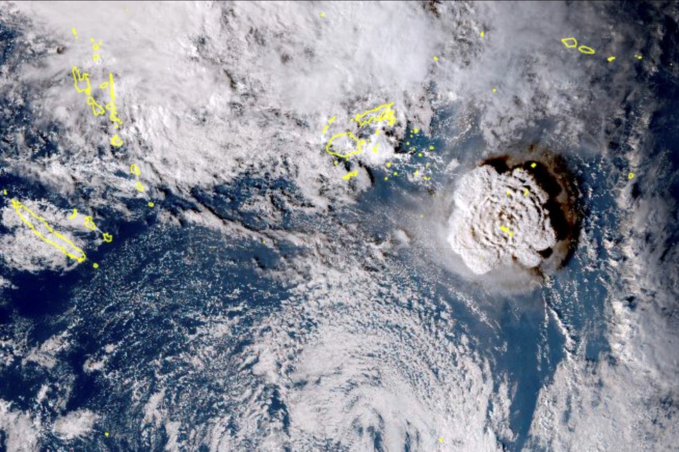 Mohutná erupce způsobila tsunami.