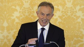 Britský expremiér Tony Blair reagoval na tiskovce na vyšetřující zprávu k zapojení Britů do mise v Iráku.