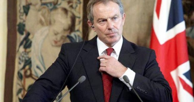 Tony Blair: Stačí omezit migraci a brexit není potřeba. Lidem by to stačilo