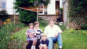 Tony s celou rodinou v roce 1992.