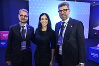 Sněm TOP 09: Vedení po Pekarové přebírá Havel, dorazil i Fiala a Kalouskovo rýpnutí do TOPky