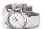 Kvalitní hodinky v neutrální bílé barvě. 7240,- Kč, Tissot, www.minutacz.cz