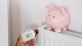 6 tipů, jak ušetřit na topení i tisíce ročně. Pozor na tyhle chyby!