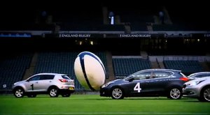 Auta z Top Gear hrají rugby