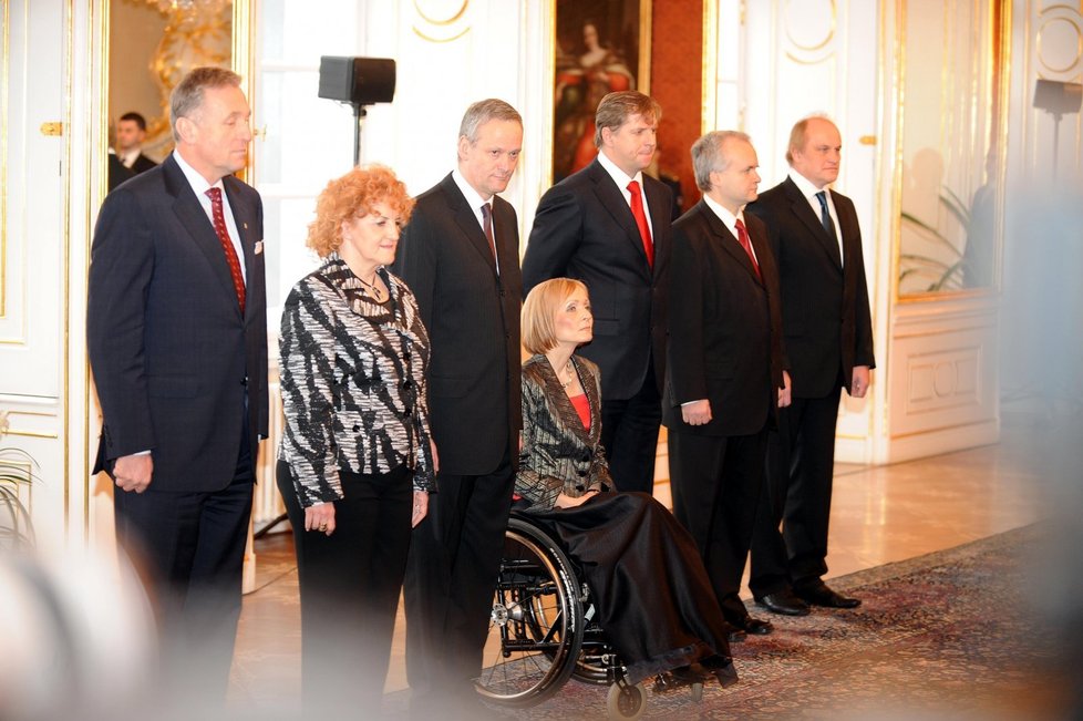 Václav Klaus jmenoval nové členy Topolánkovy vlády.