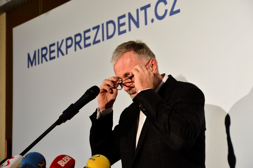 Topolánek kandiduje na prezidenta.