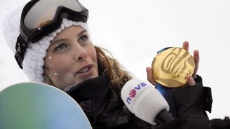 Krásná snowboardistka Torah: Otřesu mozku dávám přednost před zlomeninou