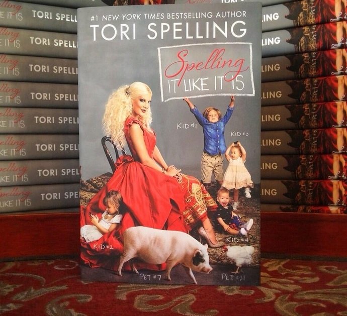 Šestá kniha Tori Spelling zatím neměla u fanoušků úspěch.
