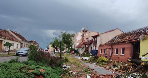 Polovina Hrušek na Břeclavsku je podle místostarosty prakticky srovnána se zemí 