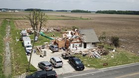 Více než pět desítek tornád zasáhlo v posledních dvou dnech severní a centrální část Spojených států. Nejhůře dopadly Colorado a Indiana.