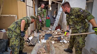 Nedostatek stavebního materiálu může zkomplikovat obnovu domů na Moravě