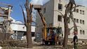 Pomoc při odstraňování škod po tornádu na jižní Moravě