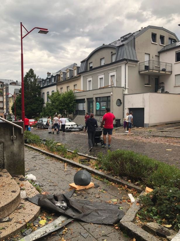 Tornádo způsobilo na jihozápadu Lucemburska značnou spoušť (9. 8. 2019)