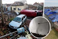 Tornádo na Moravě: Šest mrtvých, obří škody, ale i miliardová pomoc. Prvních 10 dní přehledně