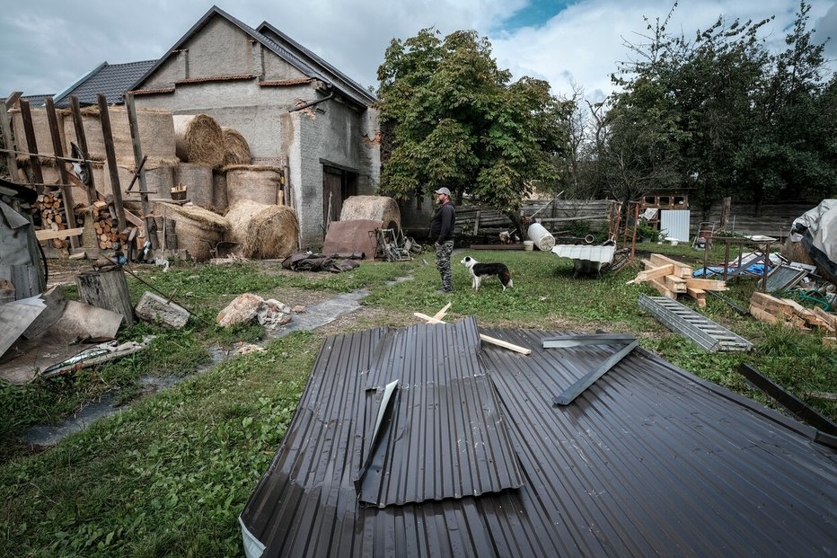 Slabší tornádo způsobilo škody také v Hraběticích na Novojičínsku