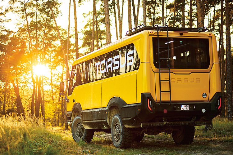 Překonat přírodní překážky v pohodlí – to je úkol autobusu Torsus Praetorian