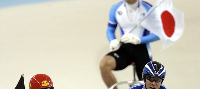 Fušimi (vpravo) na olympiádě v Aténách 2004
