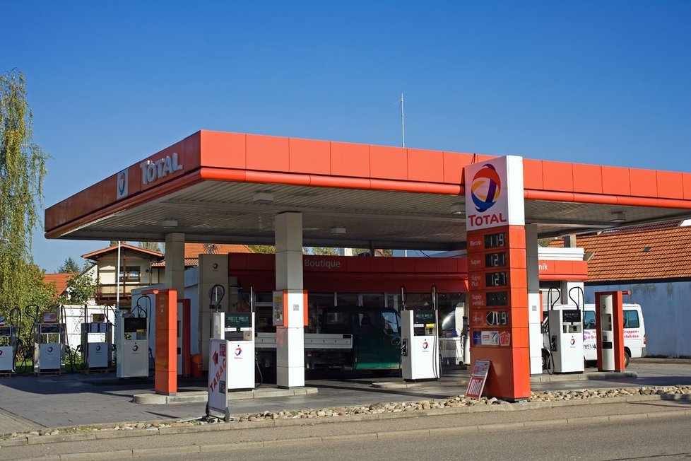 Benzinová stanice Total.