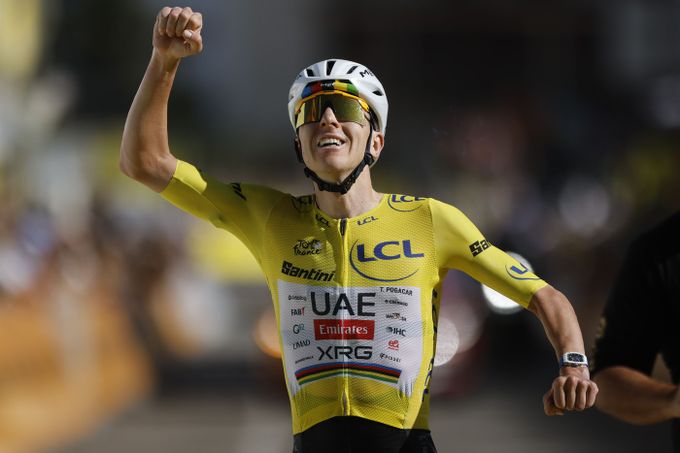 Epická bitva na Alpe d´Huez přinesla napětí a výhru Pogačara. Vidět byl i Vacek Epická bitva na Alpe d´Huez přinesla napětí a výhru Pogačara. Vidět byl i Vacek