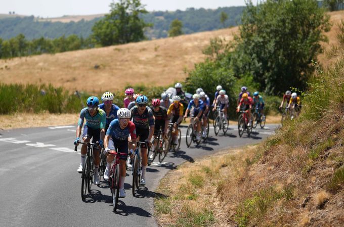 Tour de France ONLINE: Jede se 11. etapa. Čeká se bitva spurterů, šance na únik jsou mizivé Tour de France ONLINE: Jede se 11. etapa. Čeká se bitva spurterů, šance na únik jsou mizivé