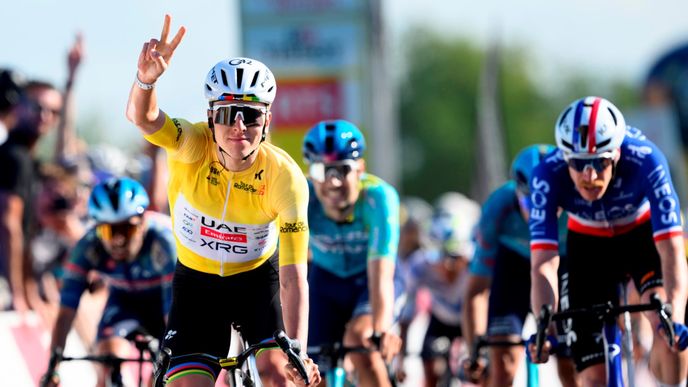 Uvidíme v Česku Tadeje Pogačara? Několikanásobný vítěz Tour de France má už letos za sebou vítězství v Tour de Romandie ve Švýcarsku. Uvidíme v Česku Tadeje Pogačara? Několikanásobný vítěz Tour de France má už letos za sebou vítězství v Tour de Romandie ve Švýcarsku.