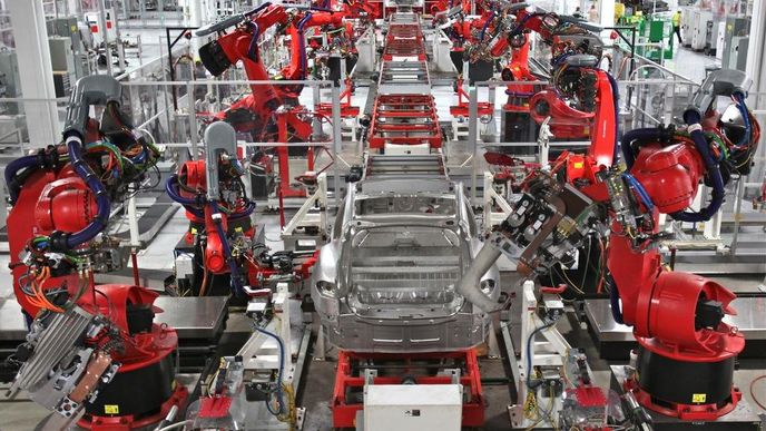 Továrna Tesla Motors v kalifornském Fremontu