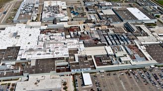  Tesla rozšíří továrnu ve Fremontu. Pro Model 3 už nestačí