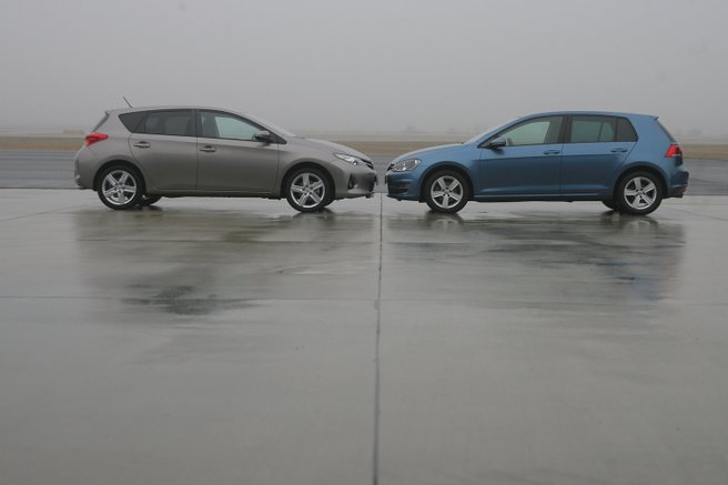 Toyota Auris 1.6 Valvematic vs. Volkswagen Golf 1.4 TSI