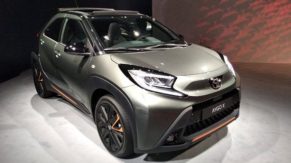 Prohlédli jsme si novinky Toyoty: Jak nás zaujaly nové crossovery, kolínský prcek nebo nový sporťák?