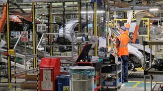 Kolín přesvědčuje Tokio: Chceme výrobu dalšího elektromobilu. Toyota ale řeší zapeklitý rébus Kolín přesvědčuje Tokio: Chceme výrobu dalšího elektromobilu. Toyota ale řeší zapeklitý rébus