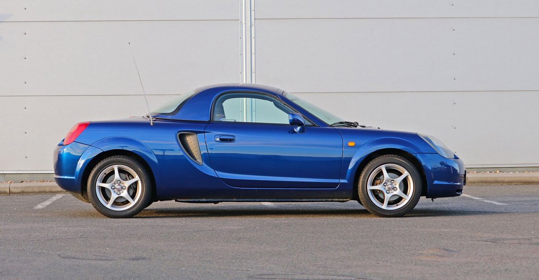 Toyota MR2