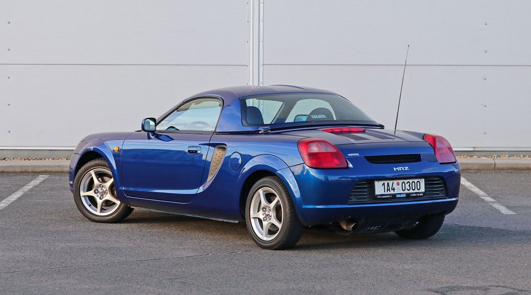 Toyota MR2