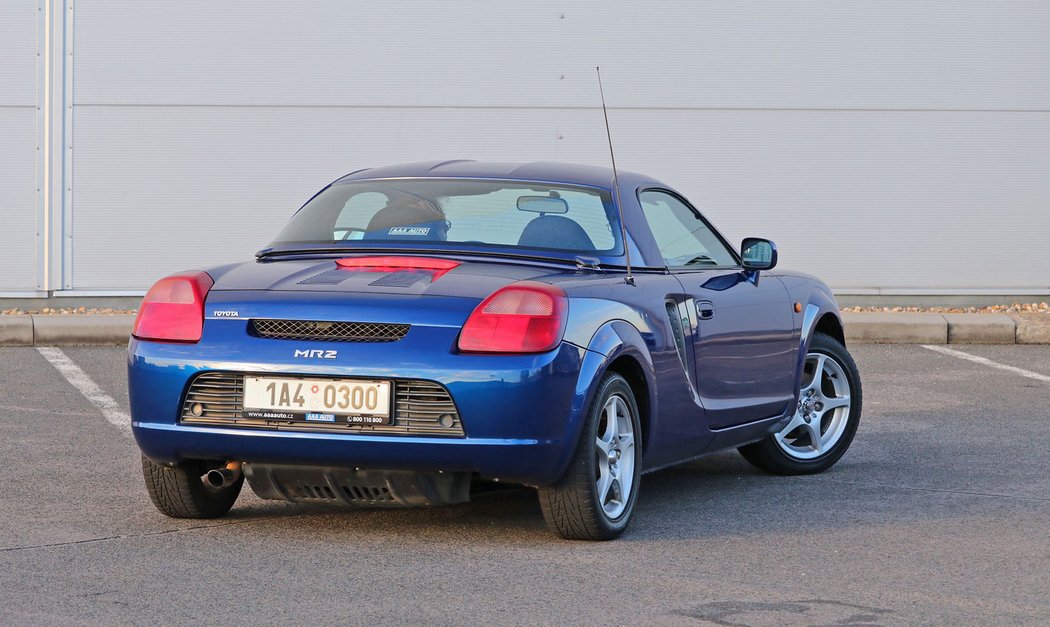 Toyota MR2