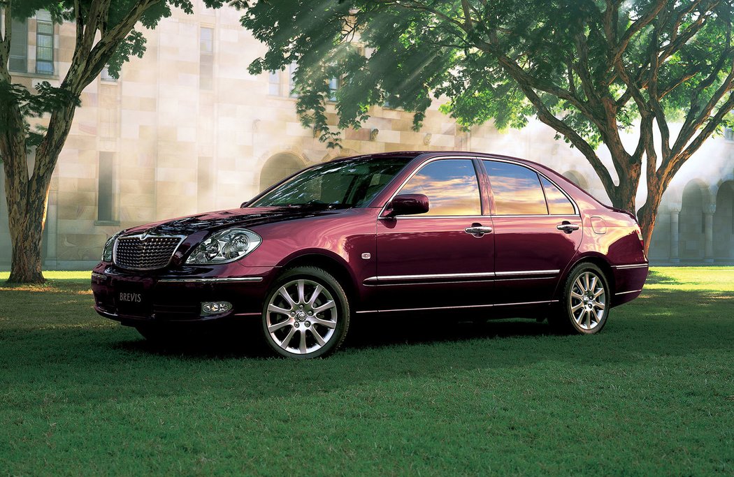 Toyota Brevis (2004-2007)