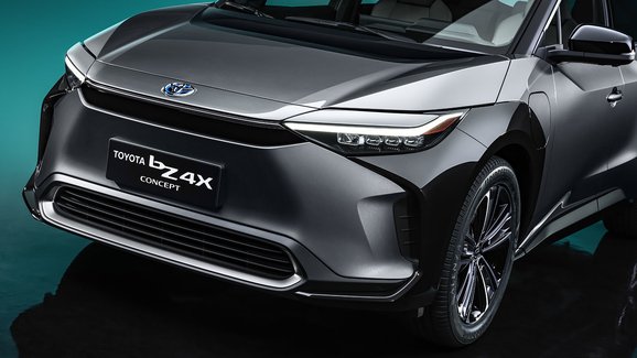 Toyota chystá šetrnější náhradu za li-ion baterie. Má poskytnout větší dojezd i lepší nabíjení