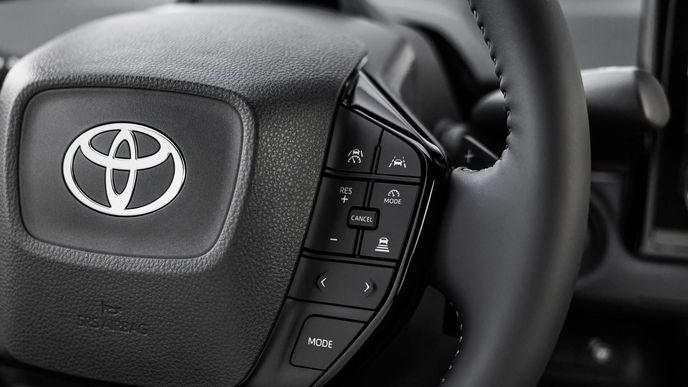 Nová Toyota bZ4X po faceliftu pro rok 2026. Nová Toyota bZ4X po faceliftu pro rok 2026.
