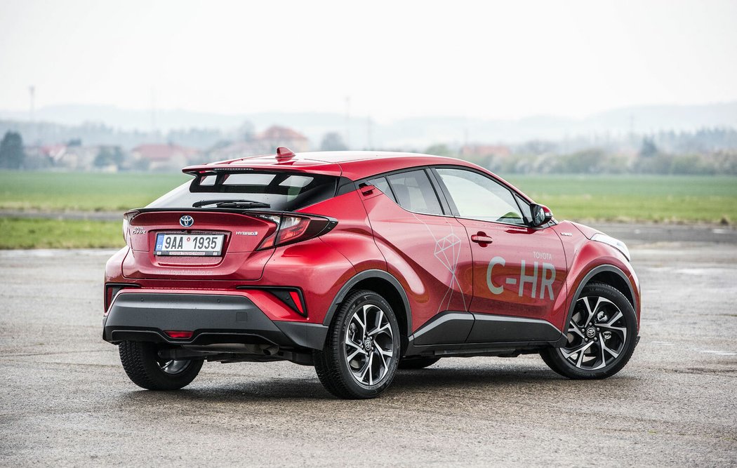 Toyota C-HR 1.8 Hybrid