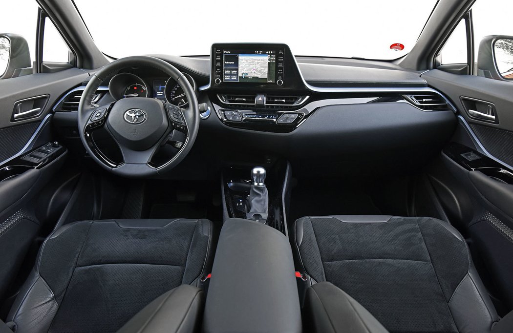 Toyota C-HR 2.0 Hybrid e-CVT