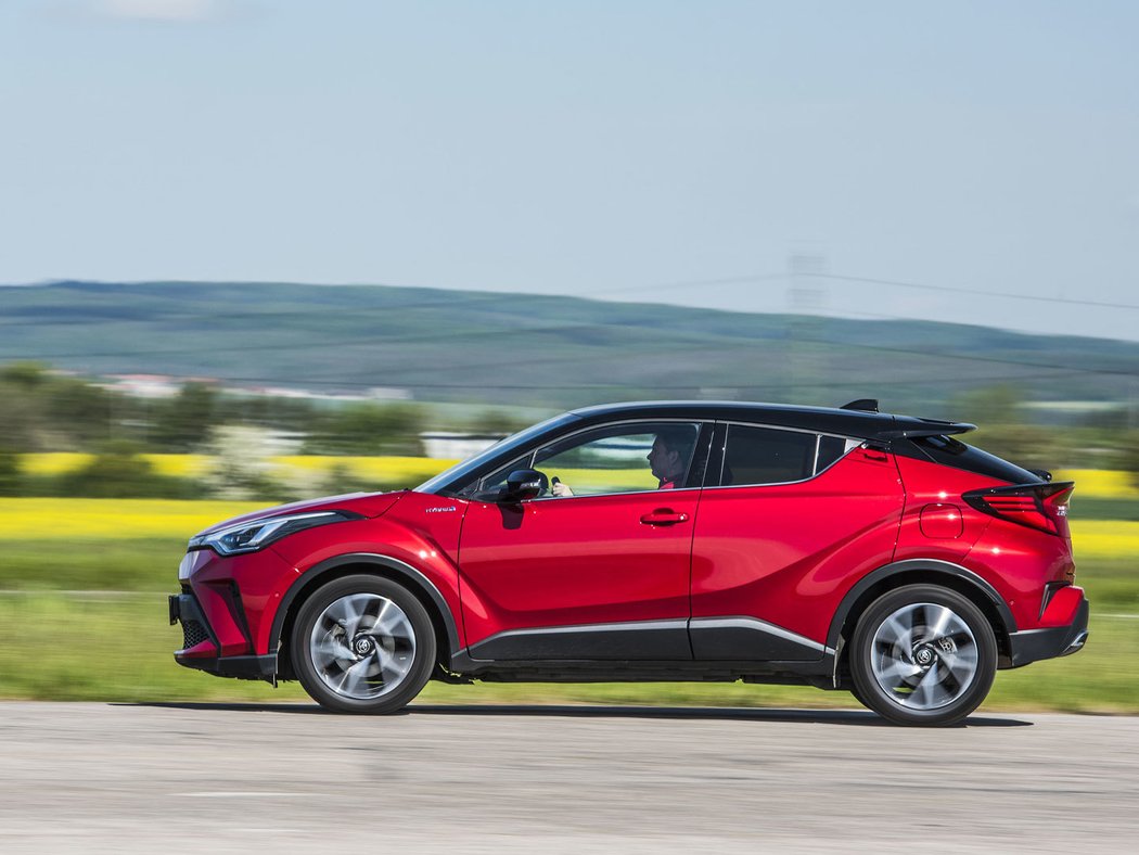 Toyota C-HR 2.0 Hybrid e-CVT