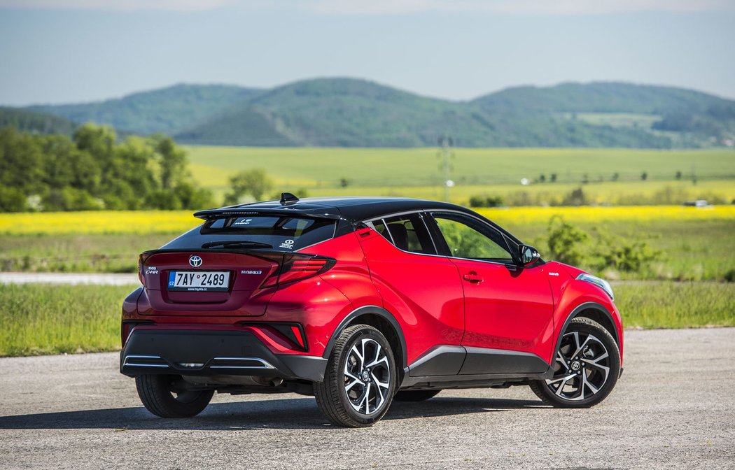 Toyota C-HR 2.0 Hybrid e-CVT