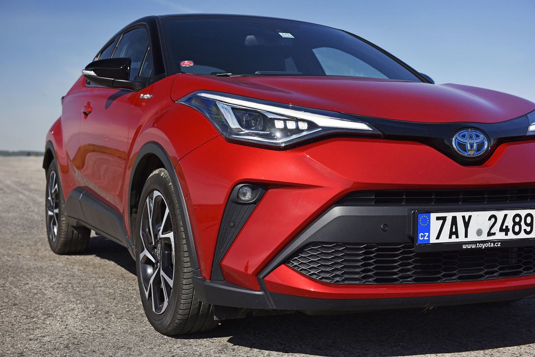 Toyota C-HR 2.0 Hybrid e-CVT