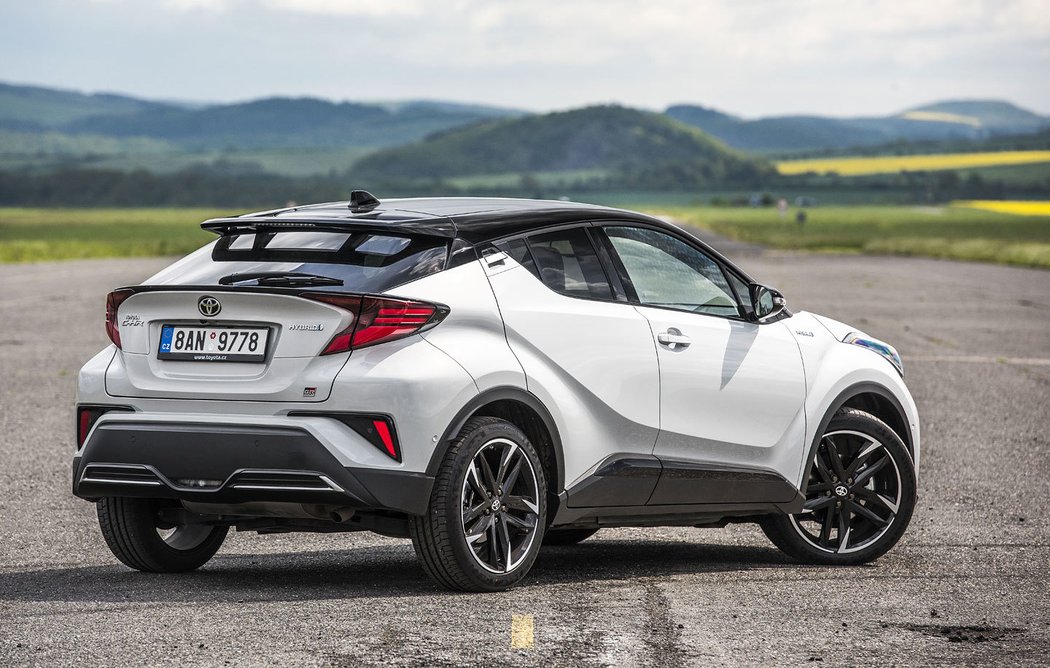 Toyota C-HR GR Sport 2.0 Hybrid