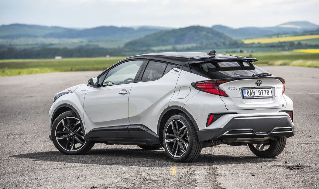 Toyota C-HR GR Sport 2.0 Hybrid