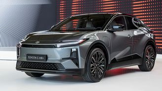 Známe české ceny Toyoty C-HR+. Soupeř Škody Elroq vyjde na zajímavé peníze Známe české ceny Toyoty C-HR+. Soupeř Škody Elroq vyjde na zajímavé peníze