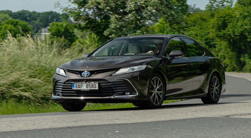 Toyota Camry 2.5 Hybrid