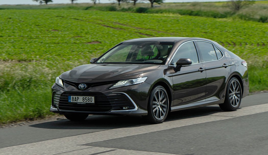 Toyota Camry 2.5 Hybrid