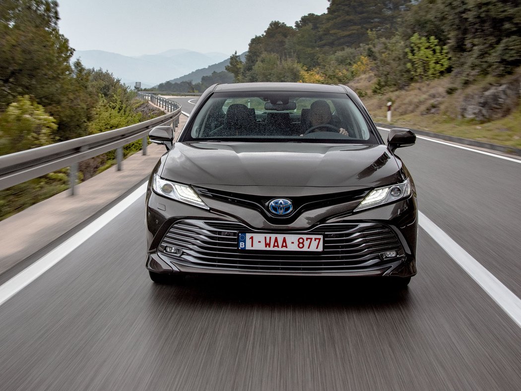 Toyota Camry Hybrid