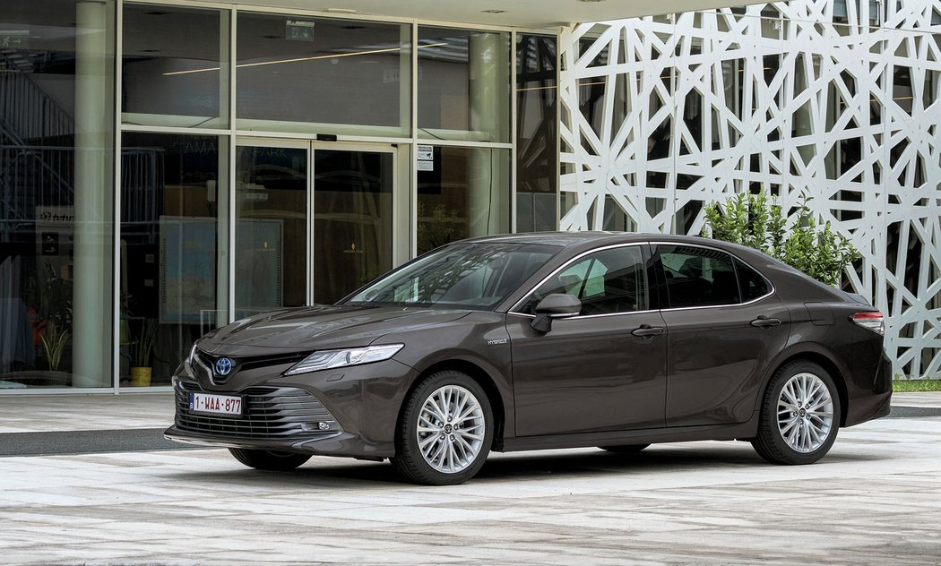 Toyota Camry Hybrid