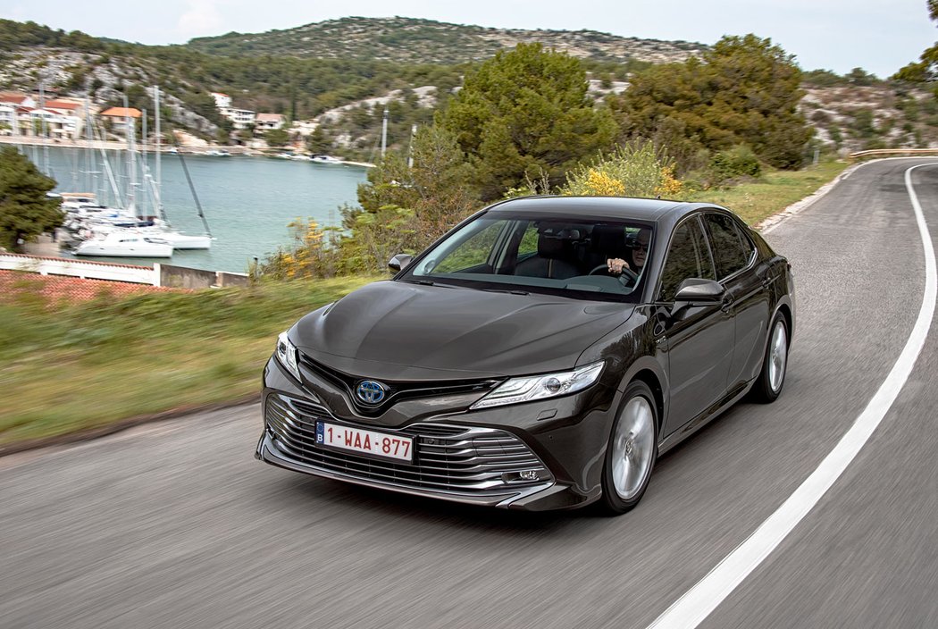 Toyota Camry Hybrid