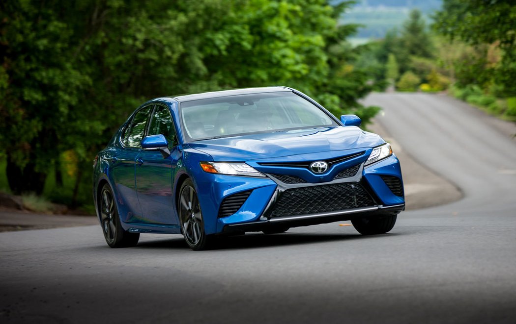 Toyota Camry XSE (2017–2020)